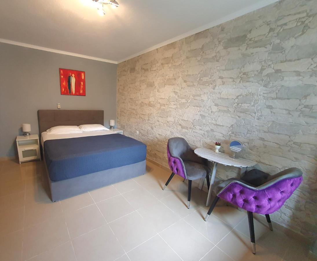 Dave Apartment ニキティ エクステリア 写真
